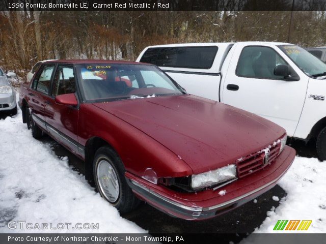 1990 Pontiac Bonneville LE in Garnet Red Metallic