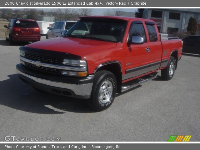 2000 Chevrolet Silverado 1500 LS Extended Cab 4x4 in Victory Red