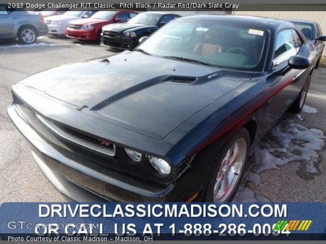 2013 Dodge Challenger R/T Classic in Pitch Black
