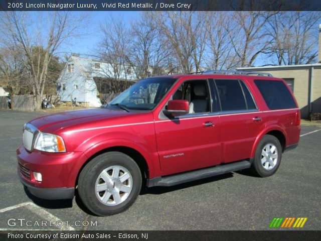 2005 Lincoln Navigator Luxury in Vivid Red Metallic