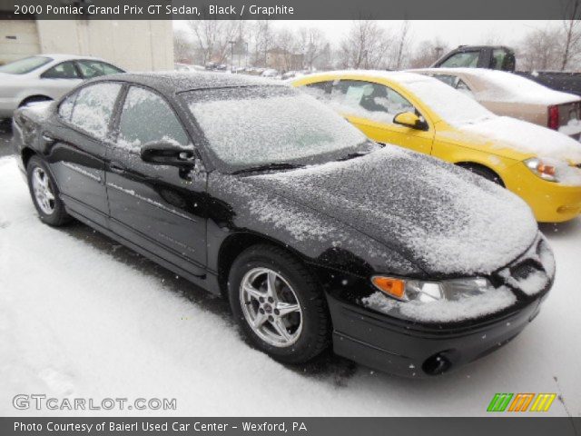 2000 Pontiac Grand Prix GT Sedan in Black