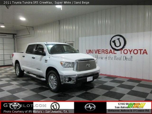 2011 Toyota Tundra SR5 CrewMax in Super White