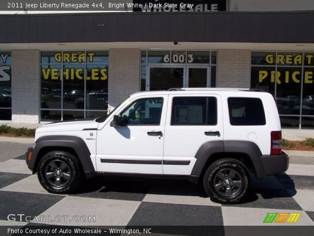 2011 Jeep Liberty Renegade 4x4 in Bright White