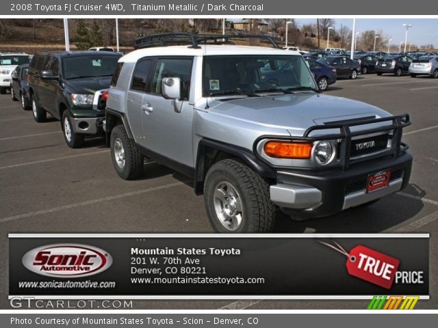2008 Toyota FJ Cruiser 4WD in Titanium Metallic