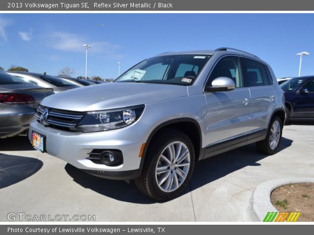 2013 Volkswagen Tiguan SE in Reflex Silver Metallic