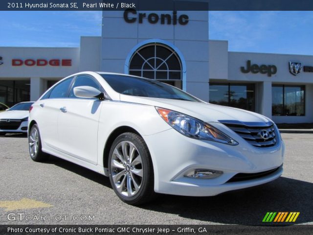 2011 Hyundai Sonata SE in Pearl White