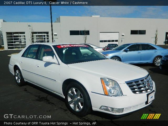 2007 Cadillac DTS Luxury II in Glacier White