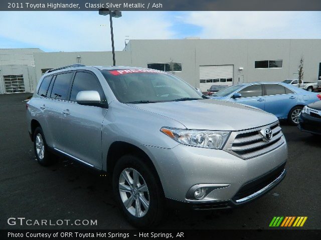 2011 Toyota Highlander  in Classic Silver Metallic