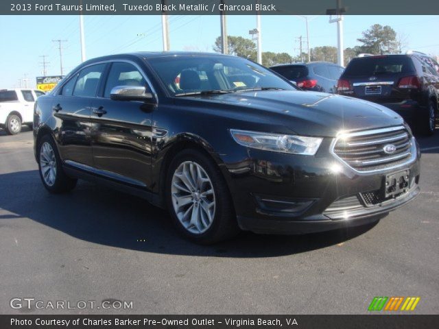 2013 Ford Taurus Limited in Tuxedo Black Metallic