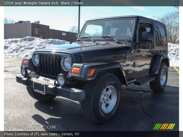 2004 Jeep Wrangler Sahara 4x4 in Black