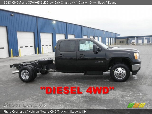 2013 GMC Sierra 3500HD SLE Crew Cab Chassis 4x4 Dually in Onyx Black