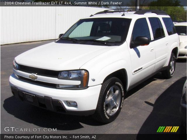 2004 Chevrolet TrailBlazer EXT LT 4x4 in Summit White
