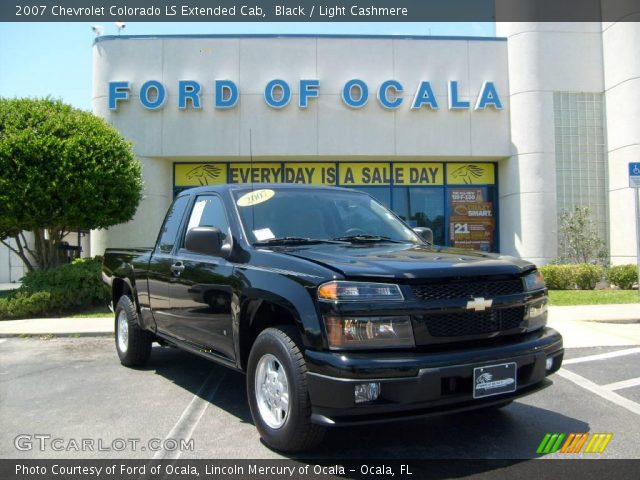 2007 Chevrolet Colorado LS Extended Cab in Black