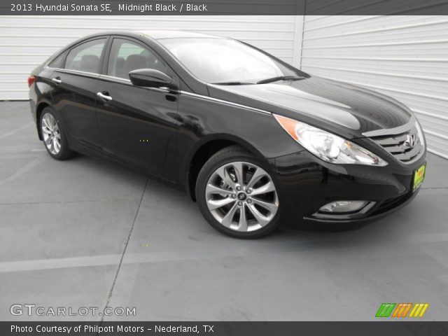 2013 Hyundai Sonata SE in Midnight Black