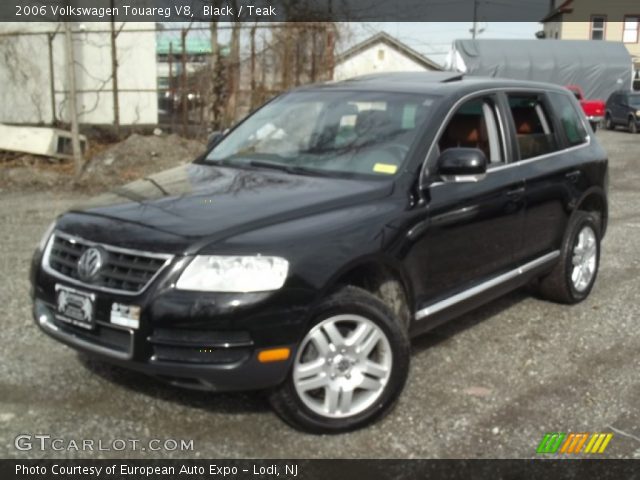 2006 Volkswagen Touareg V8 in Black