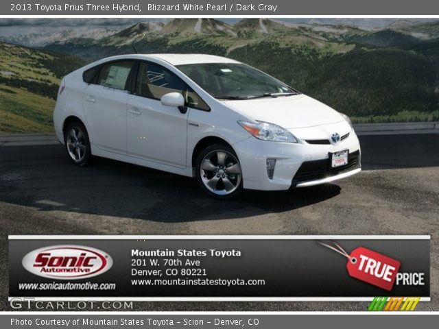 2013 Toyota Prius Three Hybrid in Blizzard White Pearl