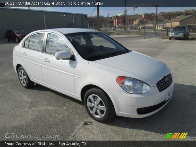 2011 Hyundai Accent GLS 4 Door in Nordic White