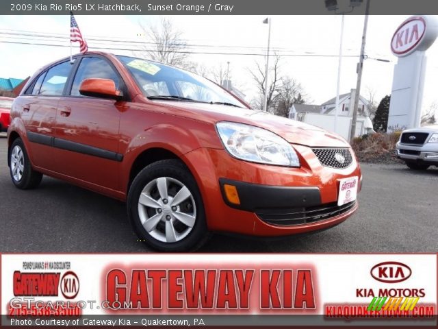 2009 Kia Rio Rio5 LX Hatchback in Sunset Orange