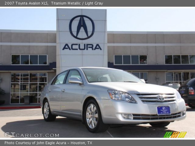 2007 Toyota Avalon XLS in Titanium Metallic
