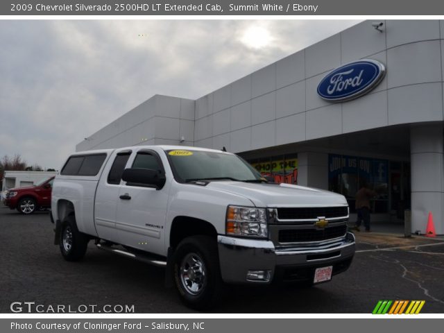 2009 Chevrolet Silverado 2500HD LT Extended Cab in Summit White