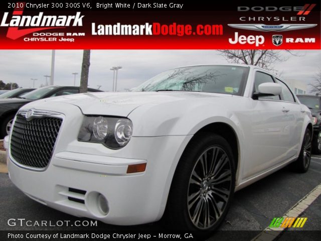 2010 Chrysler 300 300S V6 in Bright White