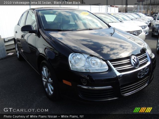 2010 Volkswagen Jetta SE Sedan in Black