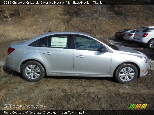 2013 Chevrolet Cruze LS in Silver Ice Metallic