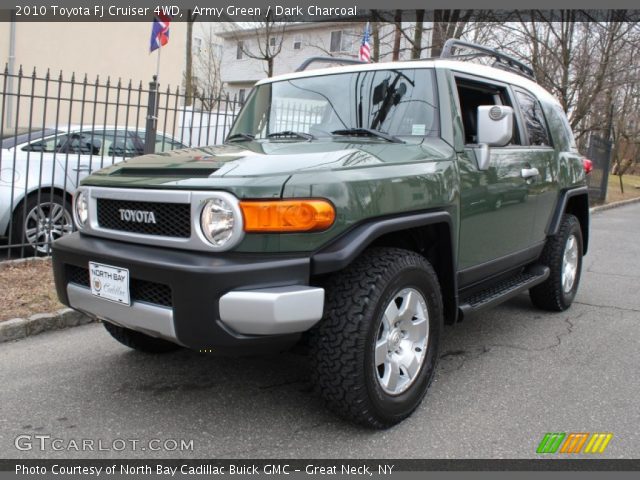 2010 Toyota FJ Cruiser 4WD in Army Green
