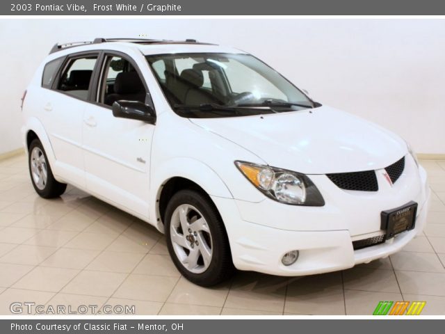 2003 Pontiac Vibe  in Frost White