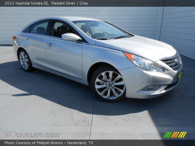 2013 Hyundai Sonata SE in Radiant Silver