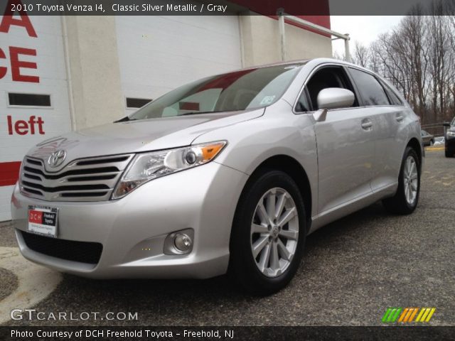 2010 Toyota Venza I4 in Classic Silver Metallic