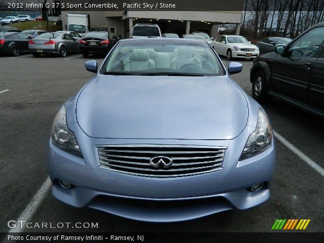 2012 Infiniti G 37 S Sport Convertible in Pacific Sky