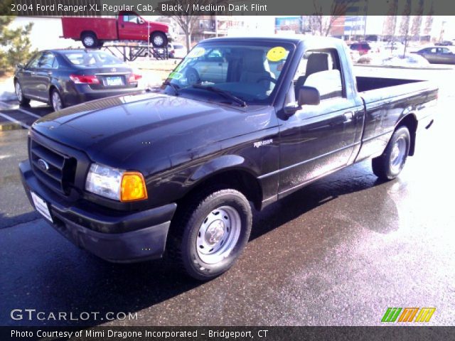 2004 Ford Ranger XL Regular Cab in Black