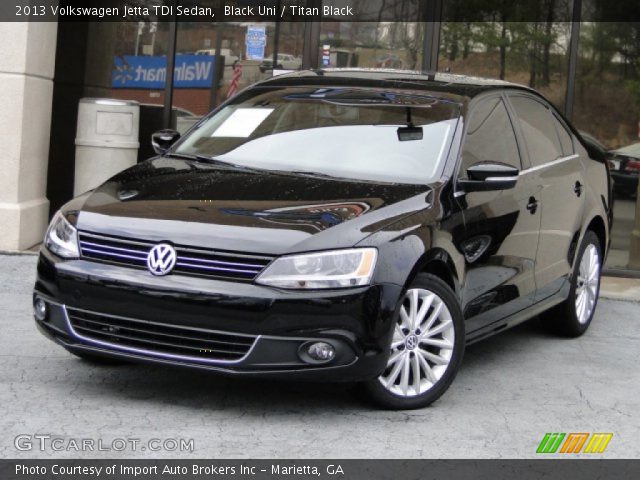 2013 Volkswagen Jetta TDI Sedan in Black Uni