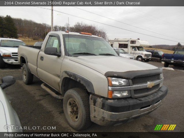 2004 Chevrolet Silverado 2500HD Regular Cab 4x4 in Silver Birch