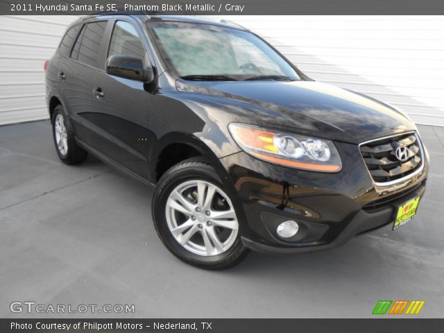 2011 Hyundai Santa Fe SE in Phantom Black Metallic