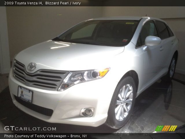 2009 Toyota Venza I4 in Blizzard Pearl