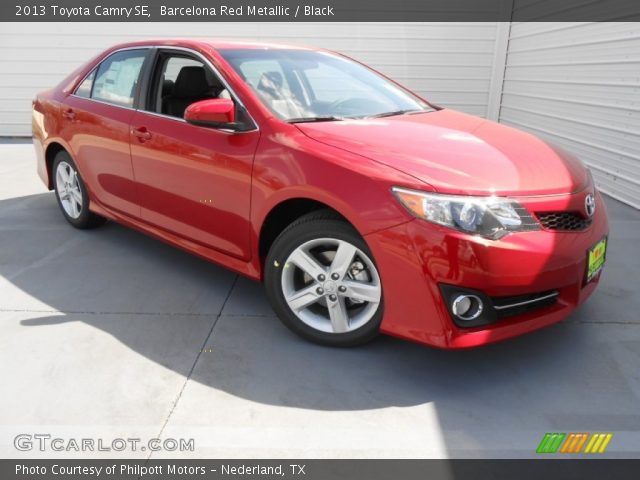 2013 Toyota Camry SE in Barcelona Red Metallic