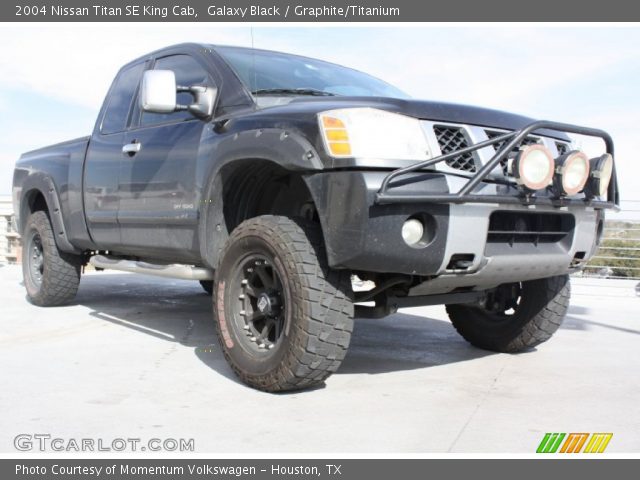 2004 Nissan Titan SE King Cab in Galaxy Black