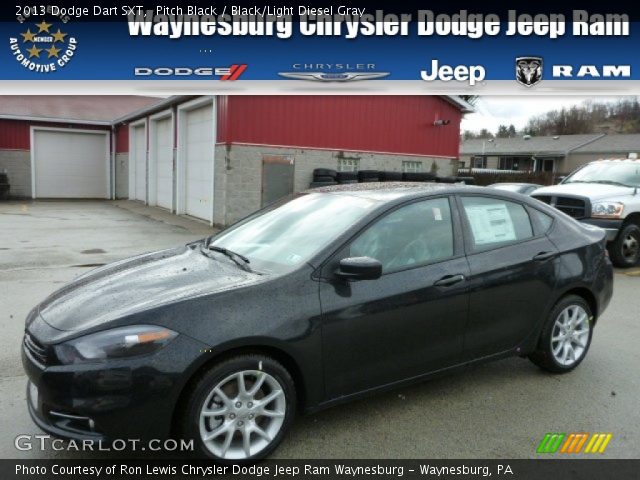 2013 Dodge Dart SXT in Pitch Black