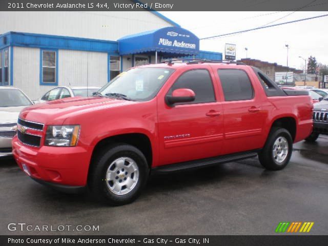 2011 Chevrolet Avalanche LS 4x4 in Victory Red