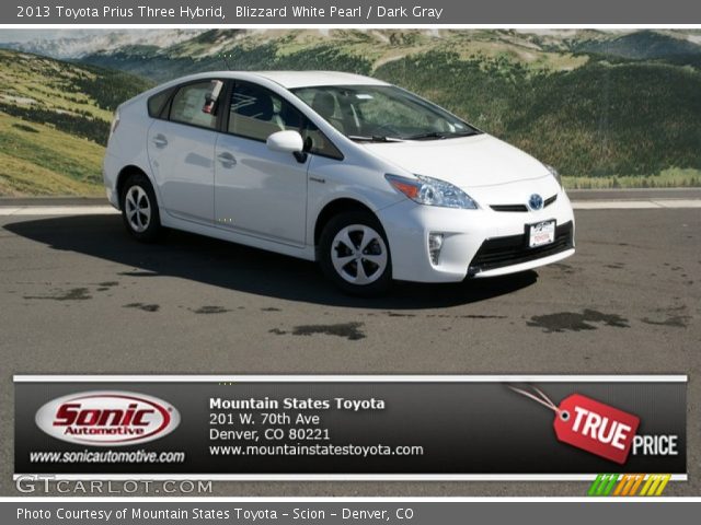 2013 Toyota Prius Three Hybrid in Blizzard White Pearl