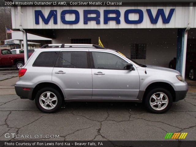 2004 Mitsubishi Outlander LS AWD in Cool Silver Metallic