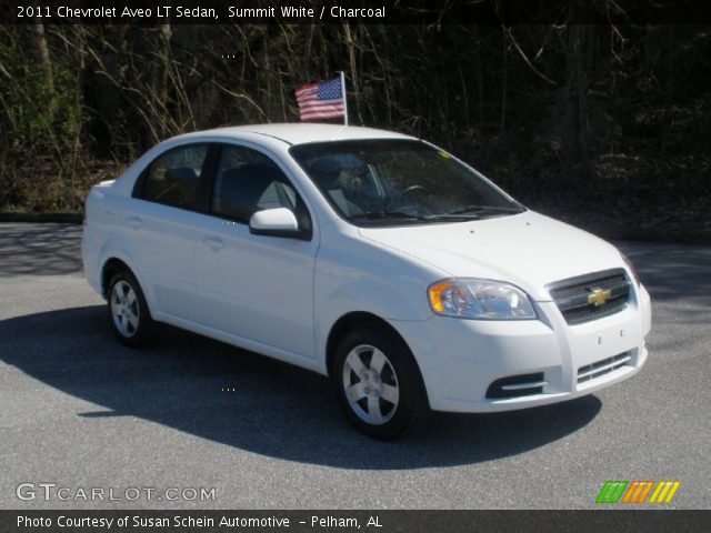 2011 Chevrolet Aveo LT Sedan in Summit White