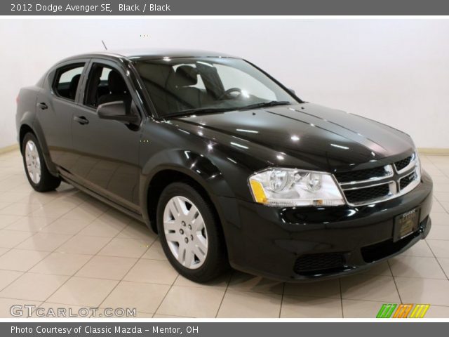 2012 Dodge Avenger SE in Black