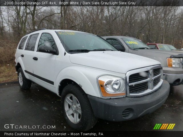 2006 Dodge Durango SXT 4x4 in Bright White