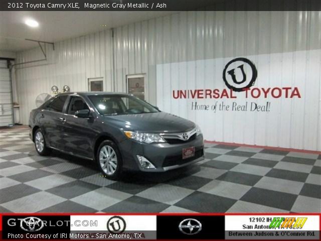 2012 Toyota Camry XLE in Magnetic Gray Metallic