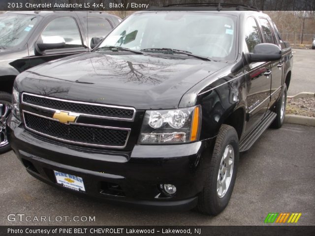 2013 Chevrolet Avalanche LS 4x4 in Black