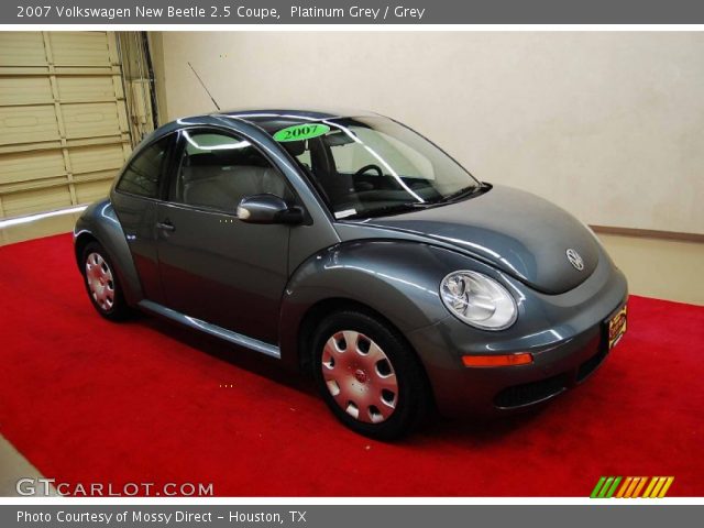 2007 Volkswagen New Beetle 2.5 Coupe in Platinum Grey