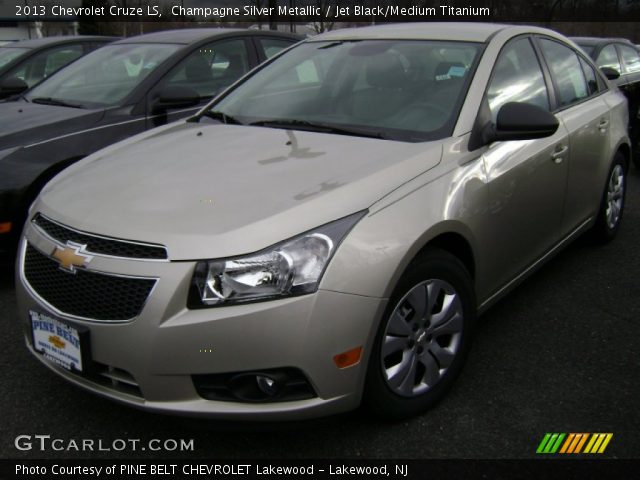 2013 Chevrolet Cruze LS in Champagne Silver Metallic